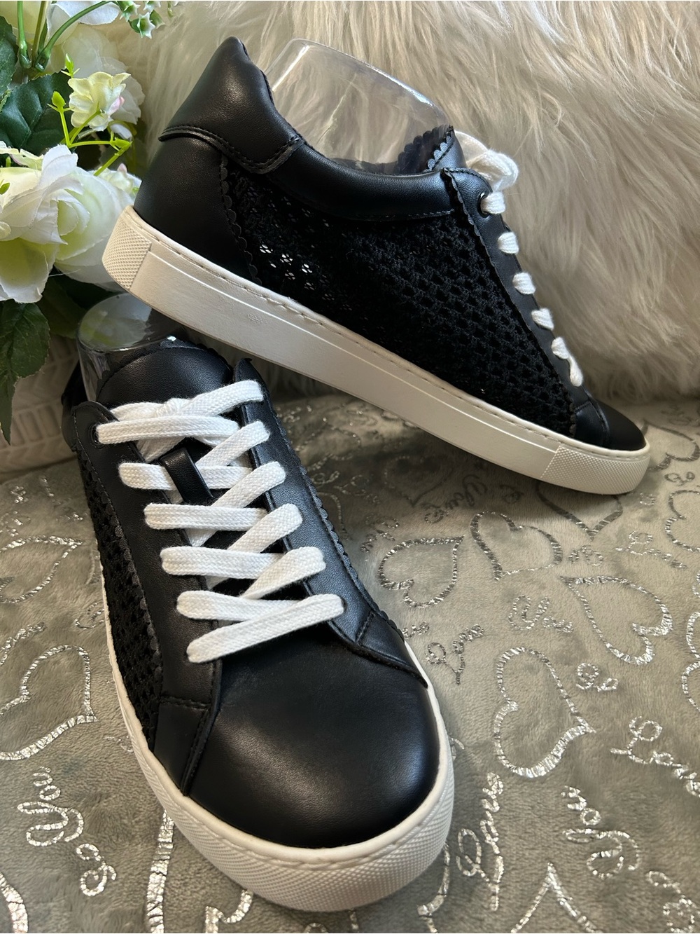 NWOT Maurices Black Crochet and Leather Sneaker with White Sole Detail Size 10M